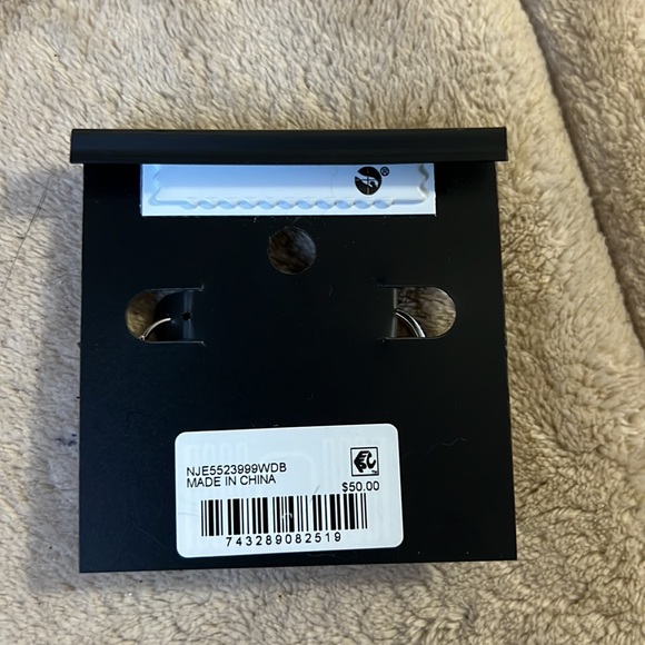 NWT Silverworks Teardrop shaped silver dark blue cubic zirconia stone earrings - Picture 7 of 7